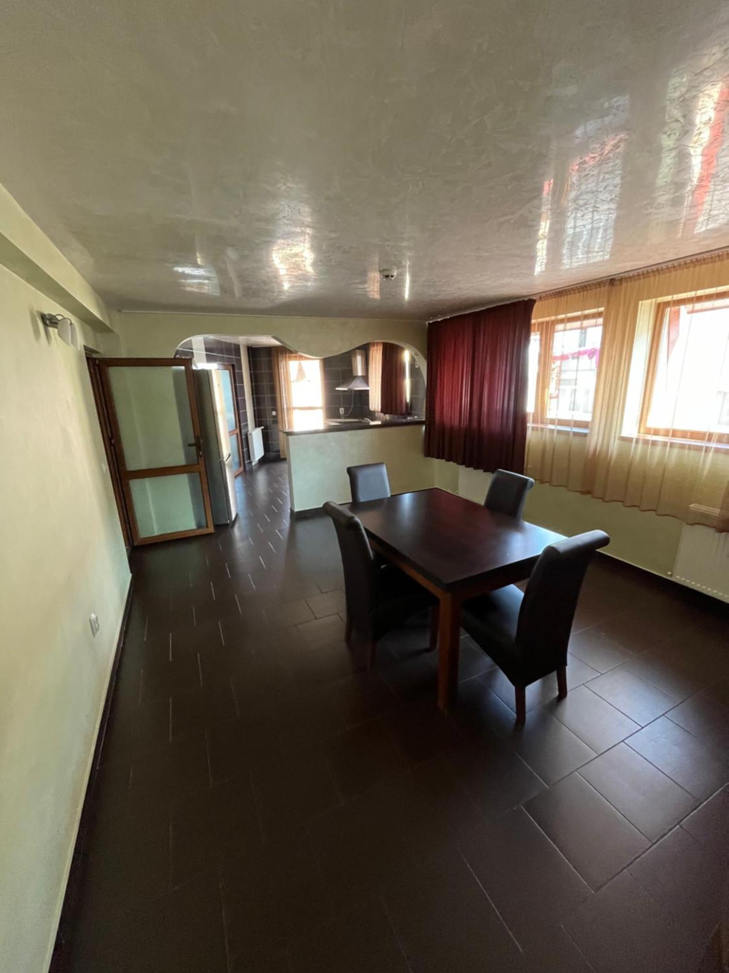 Complex Ramiro Hotell Suceava Exteriör bild